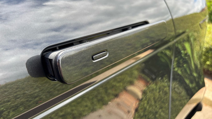 Land Rover Discovery Sport 2.0 D200 Metropolitan 5dr Auto [5 Seat] Diesel Station Wagon - Image 28